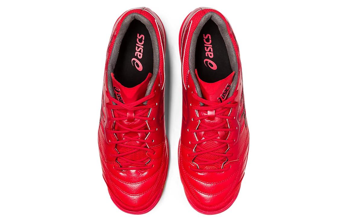 Lookbook ASICS Destaque K FF ''Rouge'' 1111A217-600