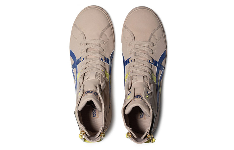 Shop ASICS Double Clutch Marrón Claro/Azul Fleece Zapatilla Alta Tablero 1203A038-201