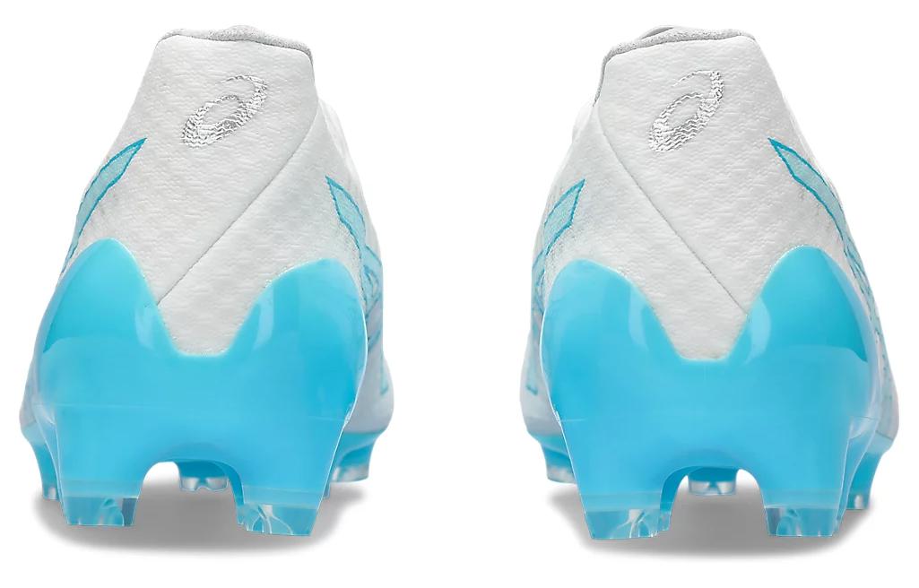 Shop Asics DS LIGHT ACROS 2 耐磨防滑 足球鞋 男女通用 藍白色