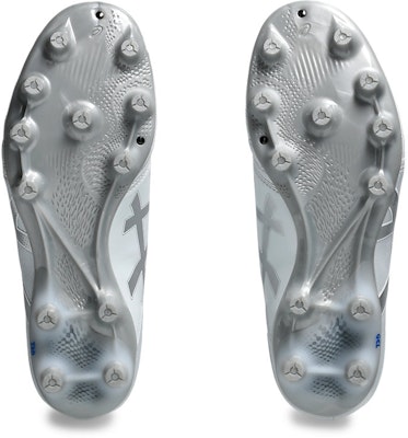 ASICS DS Light Advance Wide Soccer Cleats White/Pure Silver 1103A117-150 Sizing ASICS DS Light Advance Wide Soccer Cleats White/Pure Silver 1103A117-150