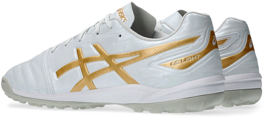 ASICS DS Light Club TF 寬楦人草足球鞋 白色/純金 1103A112-105 Lookbook ASICS DS Light Club TF 寬楦人草足球鞋 白色/純金 1103A112-105