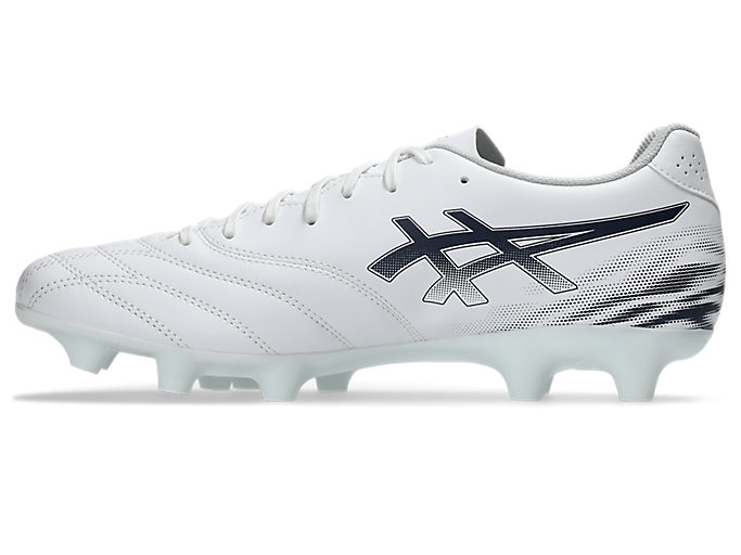 Shop ASICS DS Light Club 宽版足球鞋 白色/午夜蓝 1103A128-103