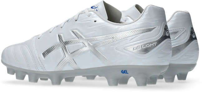 ASICS DS Light Club Wide Botas Futbol Blanco/Plata Pura 1103A118-150 Lookbook ASICS DS Light Club Wide Botas Futbol Blanco/Plata Pura 1103A118-150