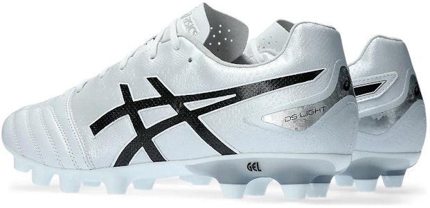 아식스 DS 라이트 프로 '화이트 블랙' 1103A095-101 Lookbook 아식스 DS 라이트 프로 '화이트 블랙' 1103A095-101