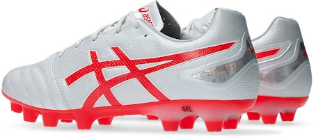 アシックス DS ライト プロ ワイド サッカースパイク ホワイト/フラッシュレッド 1103A110-104 Lookbook アシックス DS ライト プロ ワイド サッカースパイク ホワイト/フラッシュレッド 1103A110-104