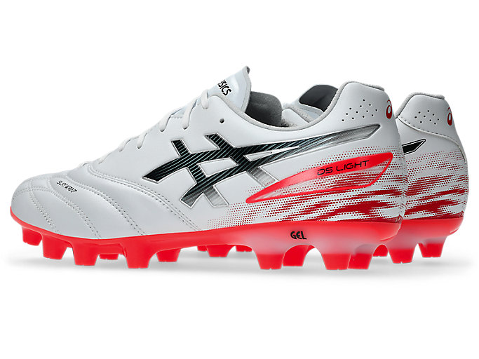 Lookbook ASICS DS Light Pro 寬楦足球鞋 白色/閃光紅 1103A122-102