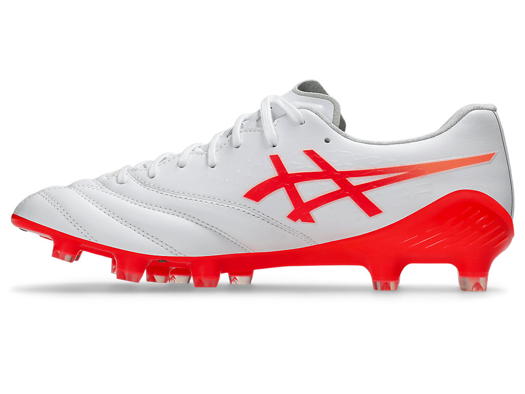 Shop 亚瑟士DS LIGHT X-FLY 6足球鞋 白色/闪光红 1101A076-101