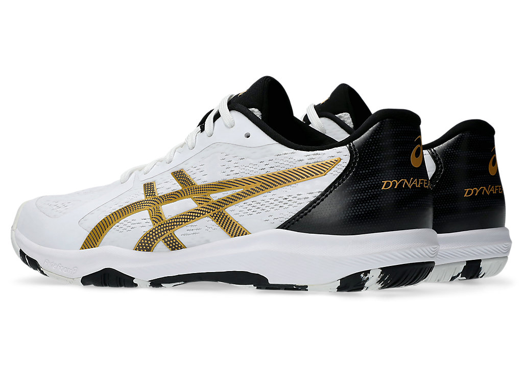 Shop ASICS DYNAFEATHER Scarpe Running 1073A064-101