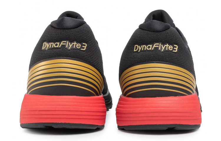 Lookbook ASICS Dynaflyte 3 ''Schwarz Rot'' 1011A605-001