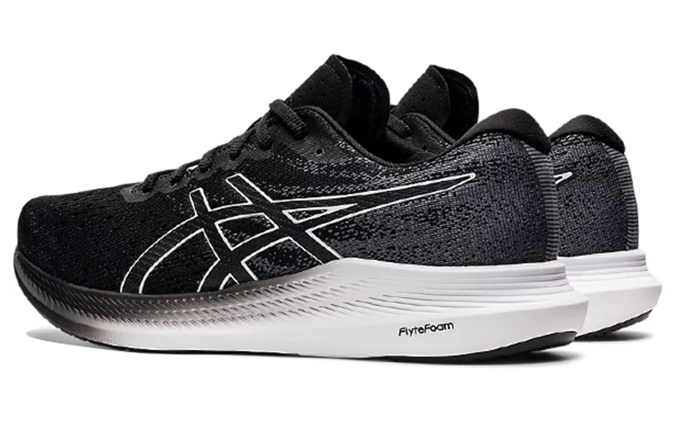 Shop Asics Evoride 3 低筒 跑步鞋 男款 黑白 2E寬