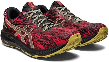 ASICS Fuji Lite 3 'Merah Hitam Elektrik' 1011B467-600 Lookbook ASICS Fuji Lite 3 'Merah Hitam Elektrik' 1011B467-600