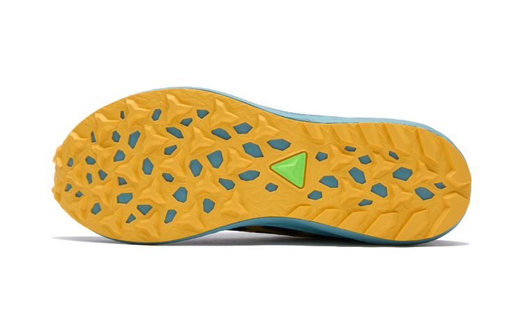 Purchase ASICS Fuji Lite 4 ''Zwart Honing'' 1011B698-001