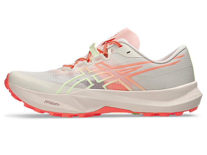 ASICS Fuji Lite 7 Trail Running Shoes Rose Dust/Sun Coral 1013A232-700
