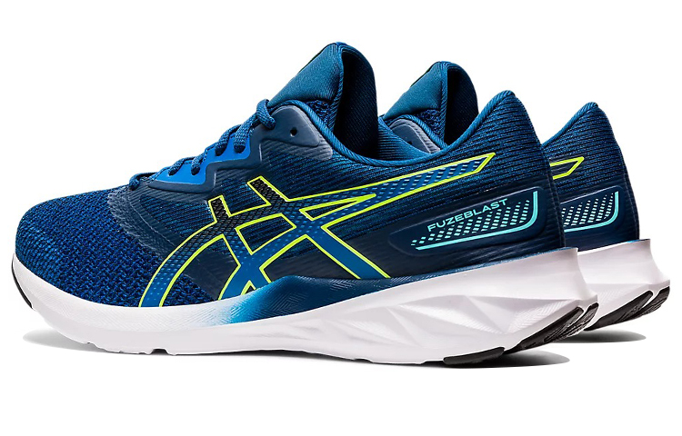 Shop ASICS Fuzeblast ''Confort Indigo'' 1011B450-401