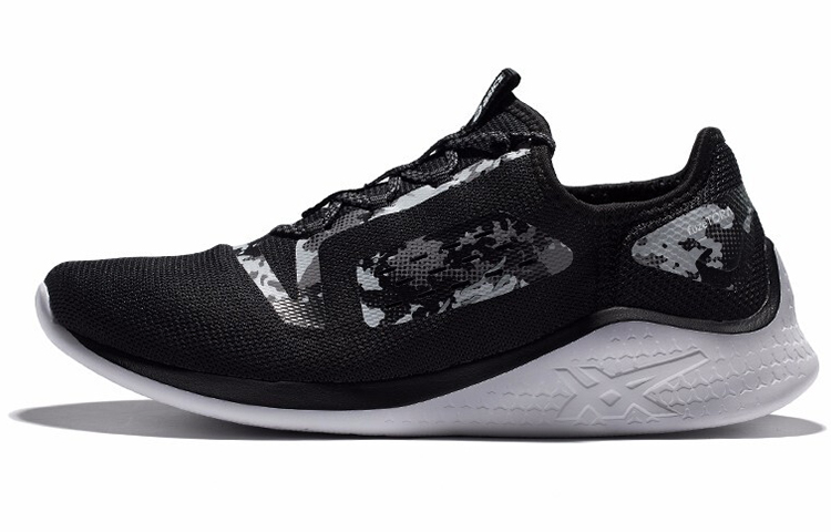 ASICS Fuzetora 'Black' T833N-001