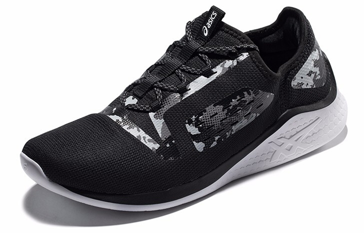 Order ASICS Fuzetora 'Hitam' T833N-001