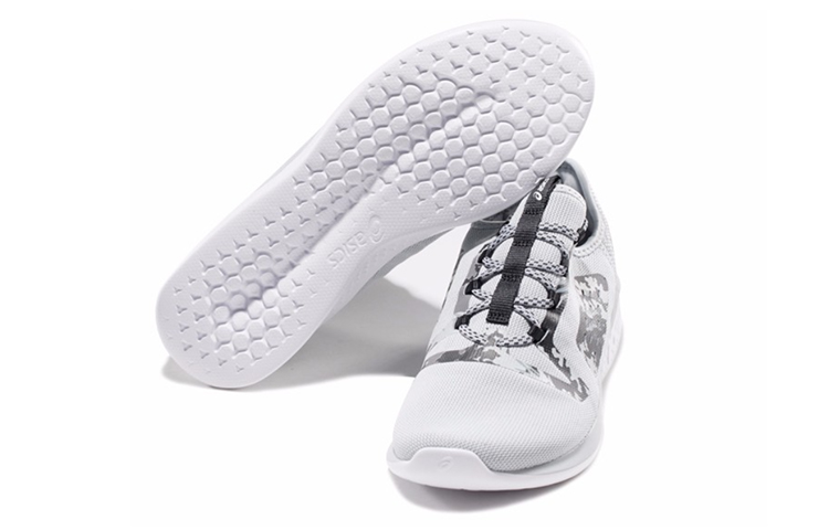 Lookbook ASICS Fuzetora Sneakers Wit T833N-020