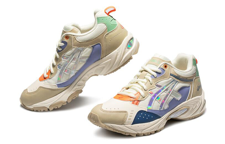 Lookbook ASICS Gel-100 TR 1203A095-253