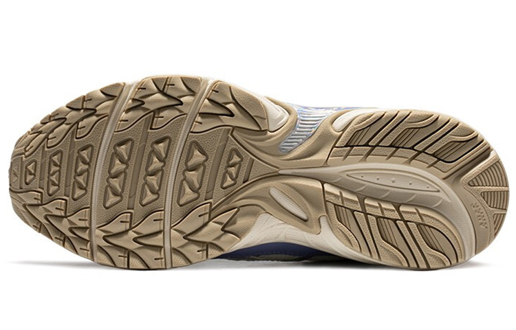 Shop ASICS Gel-100 TR 1203A095-253