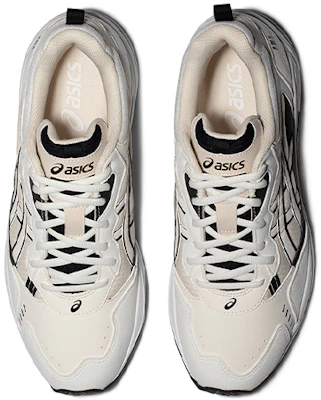 ASICS Gel-100TR Chaussures 1203A171-103 Lookbook ASICS Gel-100TR Chaussures 1203A171-103