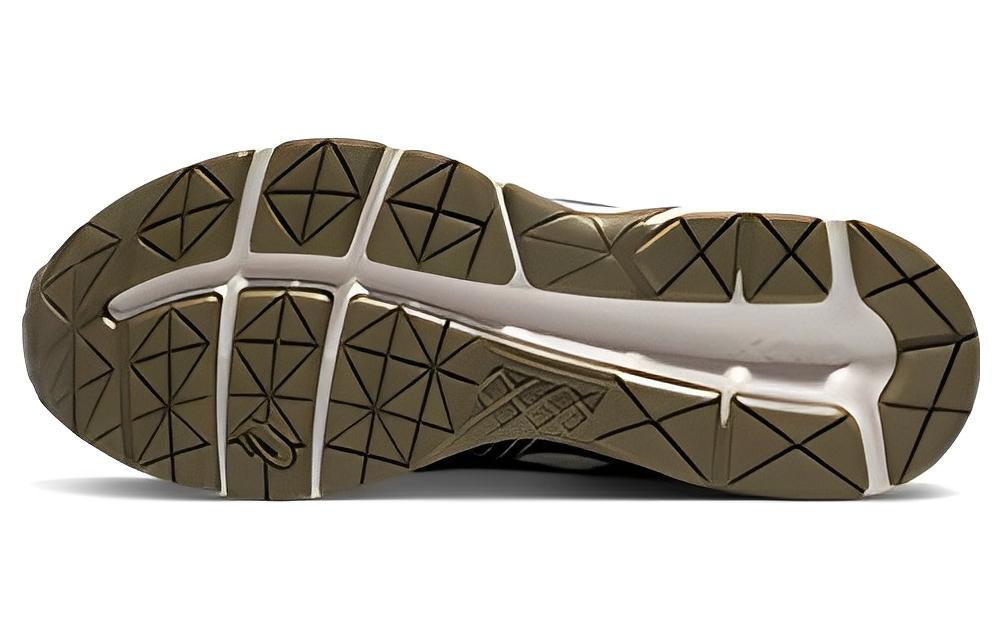 Shop 아식스 젤-컨텐드 CN '올리브 그린' (57 characters) 1011B645-101