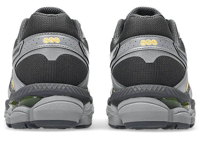 Details for ASICS GEL-CUMULUS 16 跑鞋 運灰/純銀 1203A733-020
