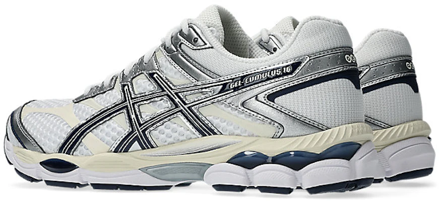 亚瑟士GEL-CUMULUS 16跑鞋 白色/午夜蓝 1203A733-103 Lookbook 亚瑟士GEL-CUMULUS 16跑鞋 白色/午夜蓝 1203A733-103