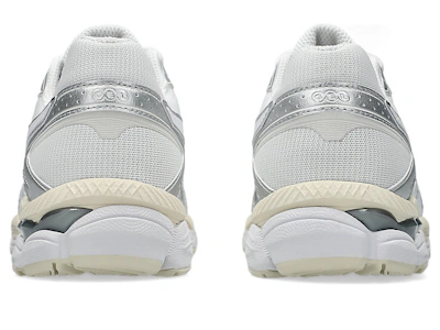 Asics GEL-CUMULUS 16 Running Shoes White/White