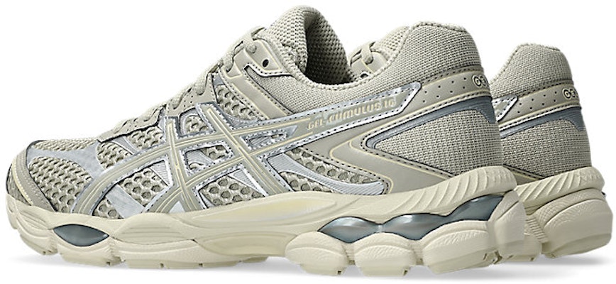 ASICS GEL-CUMULUS 16 Running Sneakers Dried Leaf Green/Dried Leaf Green 1203A733-300 Lookbook ASICS GEL-CUMULUS 16 Running Sneakers Dried Leaf Green/Dried Leaf Green 1203A733-300