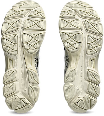 ASICS GEL-CUMULUS 16 Running Sneakers Dried Leaf Green/Dried Leaf Green 1203A733-300 Sizing ASICS GEL-CUMULUS 16 Running Sneakers Dried Leaf Green/Dried Leaf Green 1203A733-300