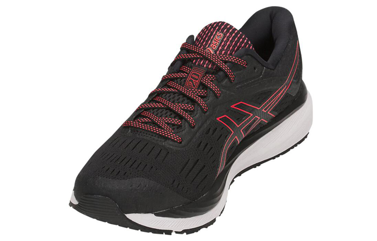 Shop ASICS Gel-Cumulus 20 Schwarz/Rot 1011A008-001