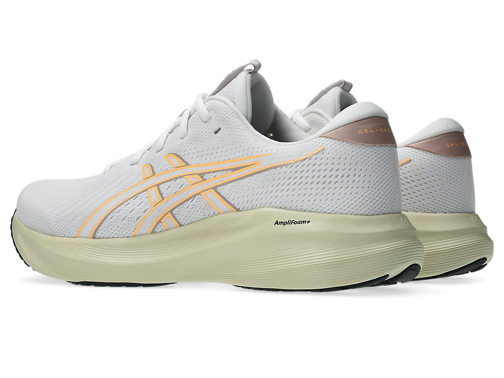 Lookbook ASICS GEL-EXCITE 11 跑鞋 白色/橙色辉光 1011C080-100