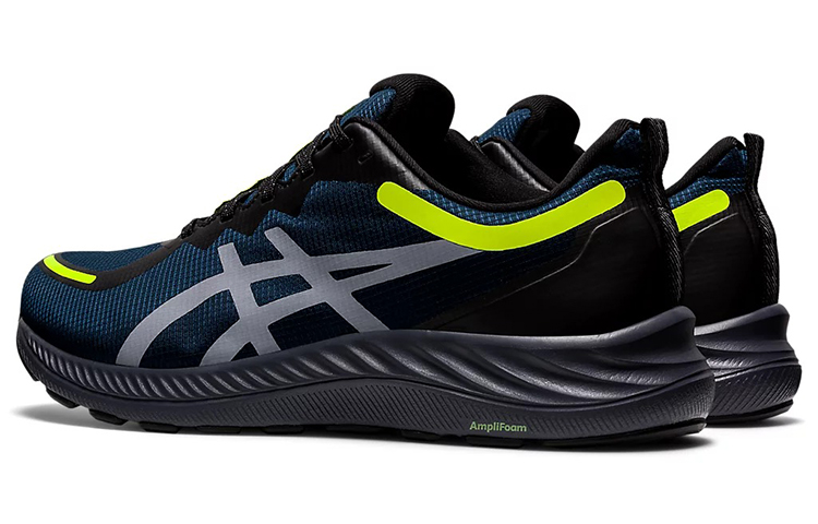 Shop ASICS Gel-Excite 8 AWL Chaussures Running 1011B307-400