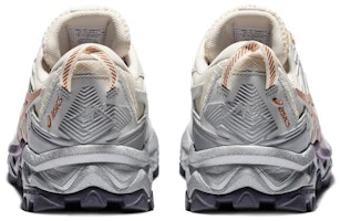 ASICS Gel-fujitrabuco 8 Putih/Emas 1011B256-101 Shop ASICS Gel-fujitrabuco 8 Putih/Emas 1011B256-101