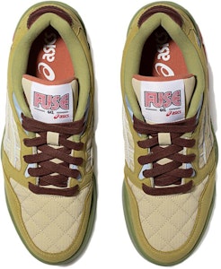 아식스 젤퓨즈 '베이지 카키' (50 characters) 1203A588-020 Lookbook 아식스 젤퓨즈 '베이지 카키' (50 characters) 1203A588-020