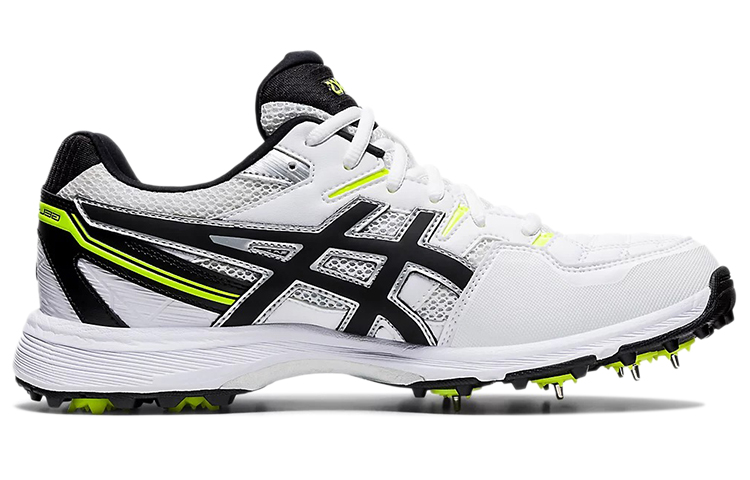 Order ASICS Gel-Gully 6 'White Black' 1111A090-100