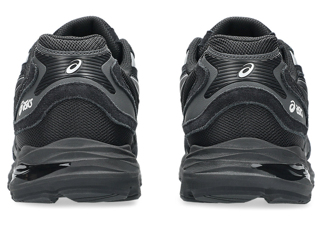 Purchase Zapatillas de Correr ASICS GEL-K1011 Negro/Plata Pura 1203A830-001