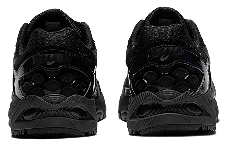 Shop 亚瑟士 Gel-Kahana 8 "黑色" 1203A219-001