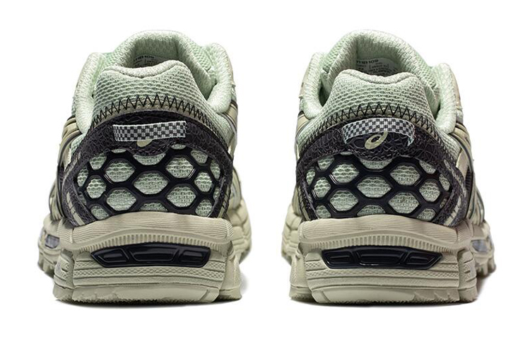 Shop ASICS Gel-Kahana 8 Hijau/Hitam 1011B109-301