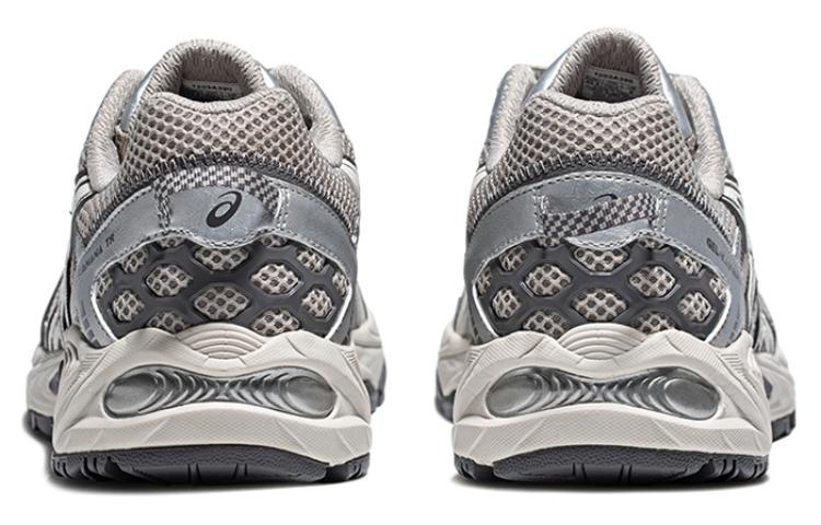 Lookbook Sepatu Lari ASICS Gel-Kahana TR 'Silver Grey' 1203A390-021