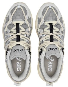 아식스 젤-카하나 Tr V2 '실버 크림' 1203A557-021 Shop 아식스 젤-카하나 Tr V2 '실버 크림' 1203A557-021