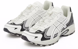 ASICS Gel-Kahana TR V4 Hitam Putih 1203A497-100 Lookbook ASICS Gel-Kahana TR V4 Hitam Putih 1203A497-100