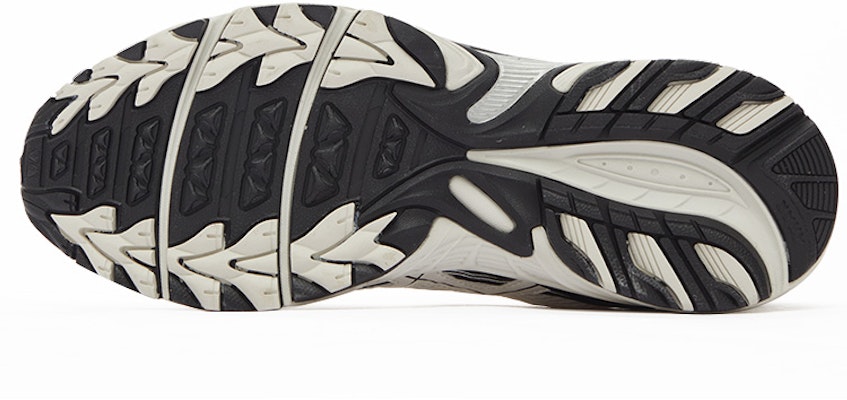 ASICS Gel-Kahana TR V4 Hitam Putih 1203A497-100 Details for ASICS Gel-Kahana TR V4 Hitam Putih 1203A497-100