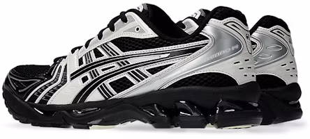 Shop ASICS GEL-KAYANO 14 黑色/奶油色 運動跑鞋 1203A537-002