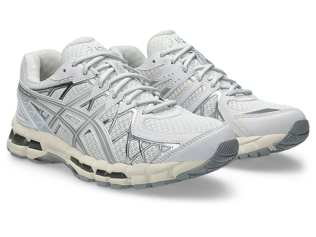 Shop ASICS GEL-KAYANO 20 跑鞋 1203A388-100