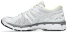 Shop ASICS GEL-KAYANO 20 跑鞋 冰川灰/冰川灰 1203A388-022