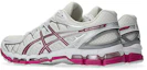 Lookbook ASICS GEL-KAYANO 20 Chaussures Running Blanc/Framboise 1203A388-108