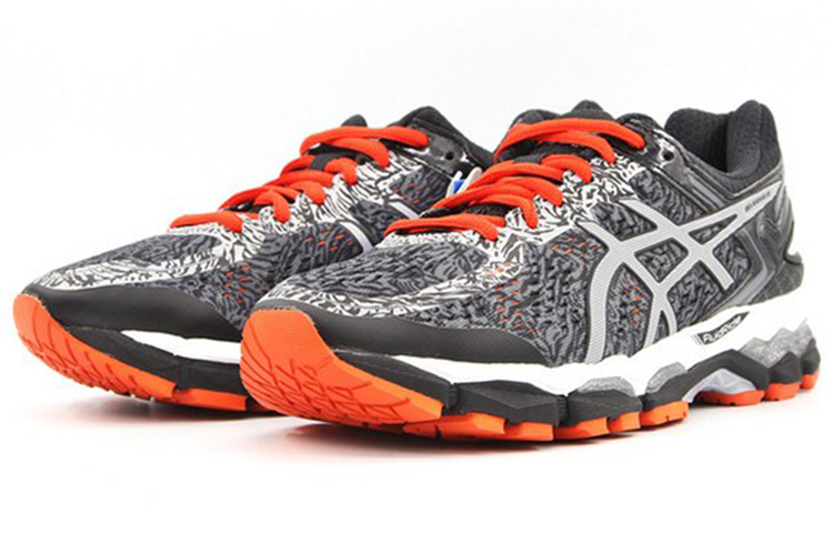 Lookbook ASICS Gel-Kayano 22 ''Schwarz Silber Orange'' T5A1N-9159