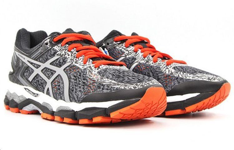 Shop ASICS Gel-Kayano 22 ''Schwarz Silber Orange'' T5A1N-9159