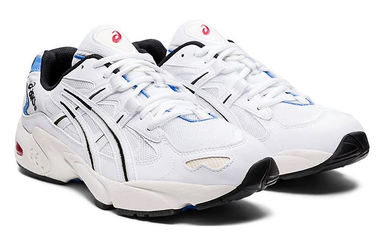 Shop 亚瑟士 Gel Kayano 5 '白色' 1021A280-100